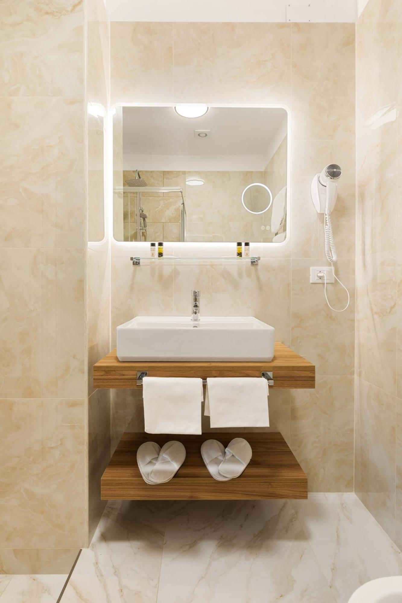 Albadea Deluxe Hotel Roma Ngoại thất bức ảnh